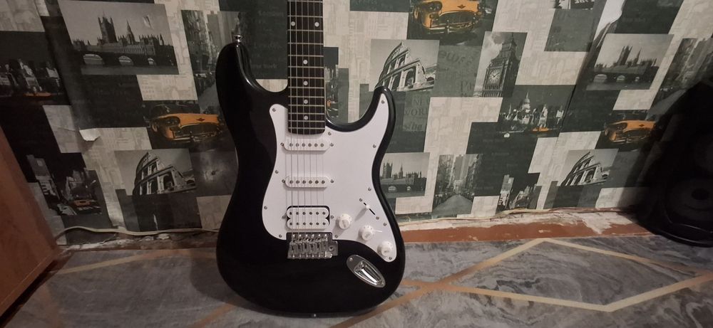 Levinson Stratocaster элэктрогитара