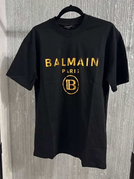 Vand  Blugi Lungi sau scurti si tricouri unisex , Calitate superioara !