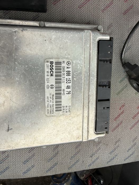 Компютър (ECU) Bosch за Mercedes 2.2  + имобилайзер и ключ – комплект