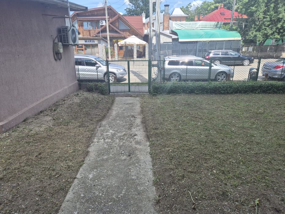 Inchiriez spatiu comercial - central