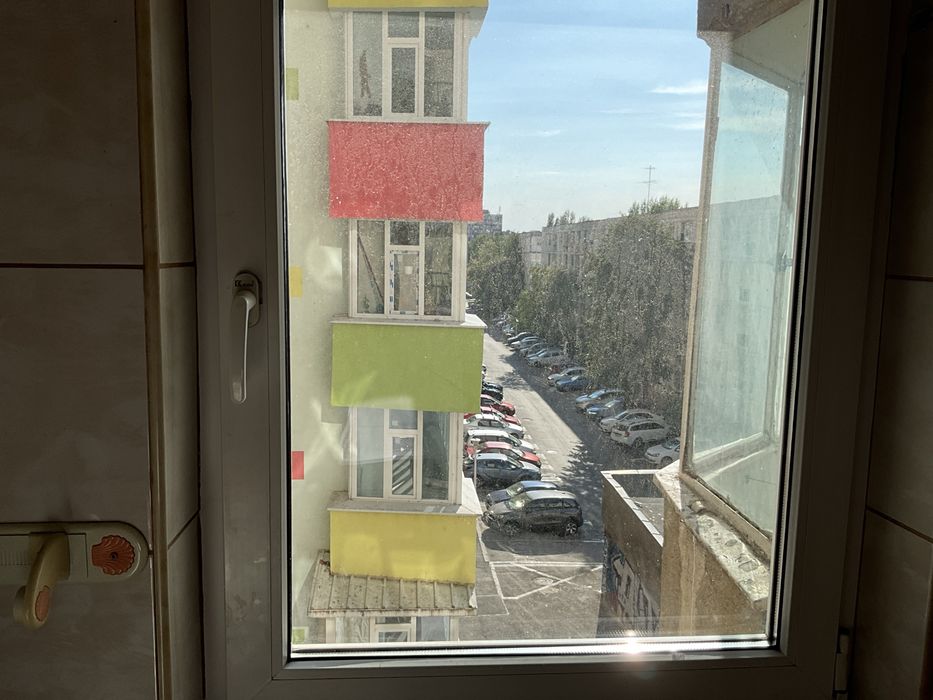 Proprietar vând apartament 4 camere șoseaua Alexandriei,Rahova