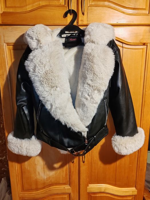 Зимно топло,стилно яке.