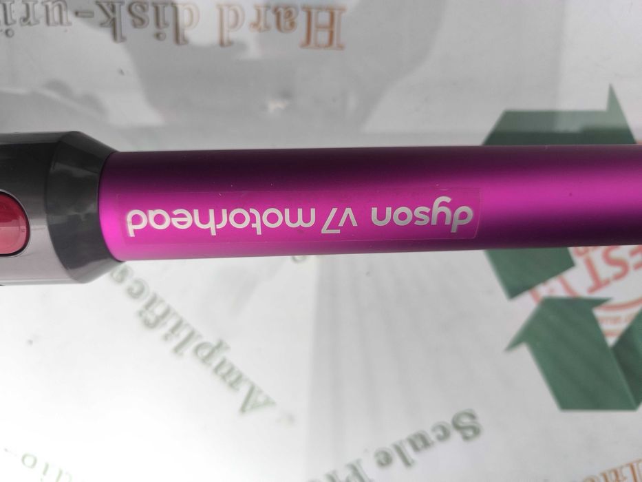 Aspirator Dyson V7 Motorhead fără fir