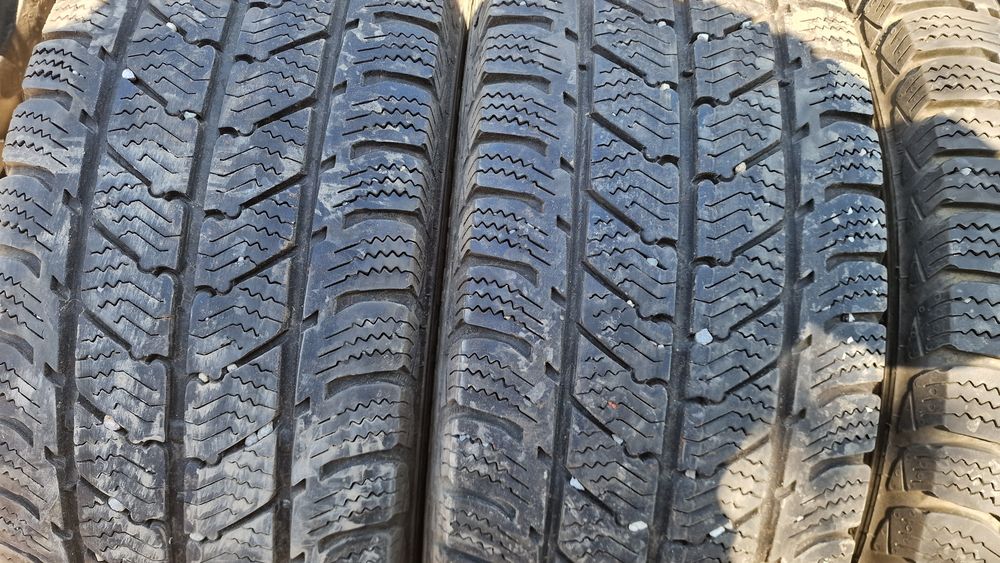 Anvelope 235/65R16C marca Semperit, M +S,DOT 2022,7 mm