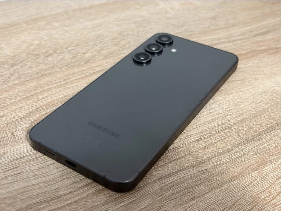 Samsung Galaxy S24 FE