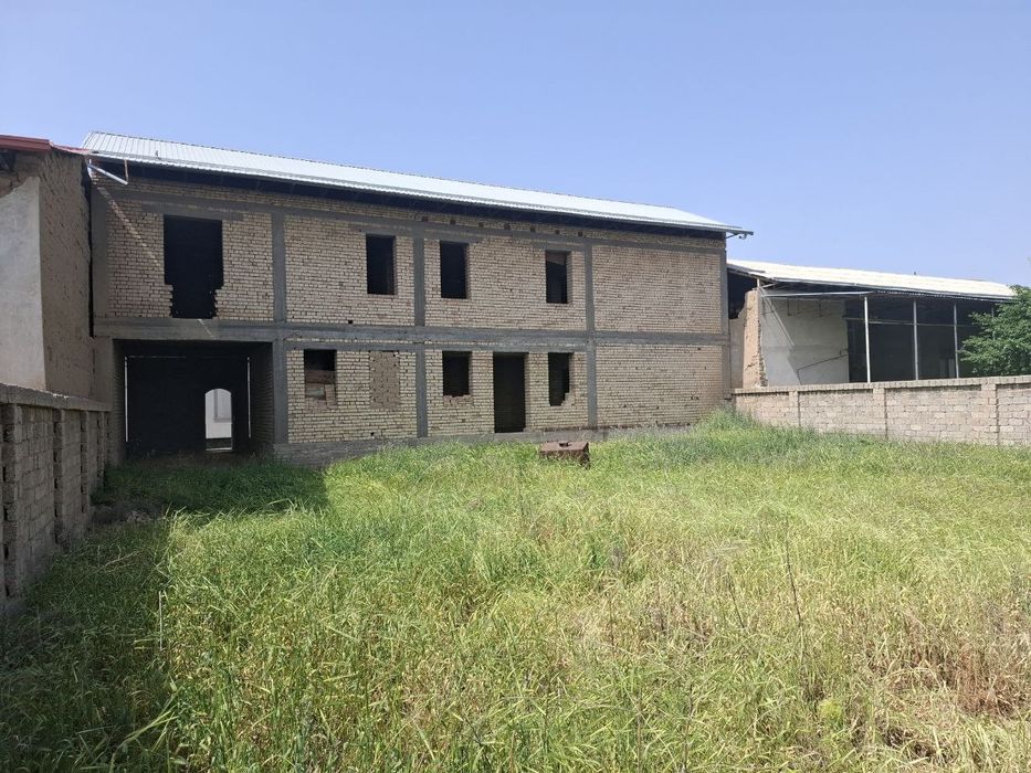 Продается 2-этажный дом