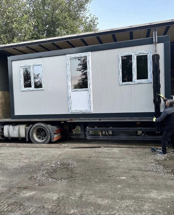 Vand containere modulare container modular santier birou vitrina grup sanitar cafenea la pret foarte bun