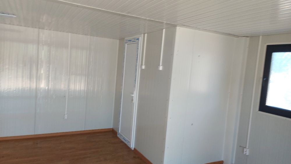 Vand container cu terasa