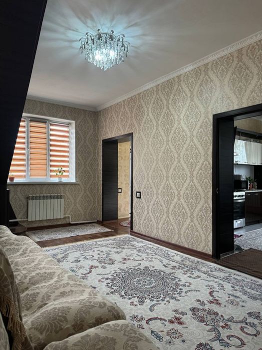 Продам двухэтажный дом