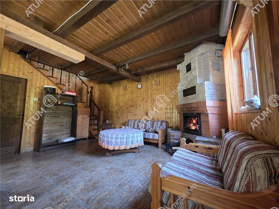 Cabana de vanzare pe Valea Avrigului
