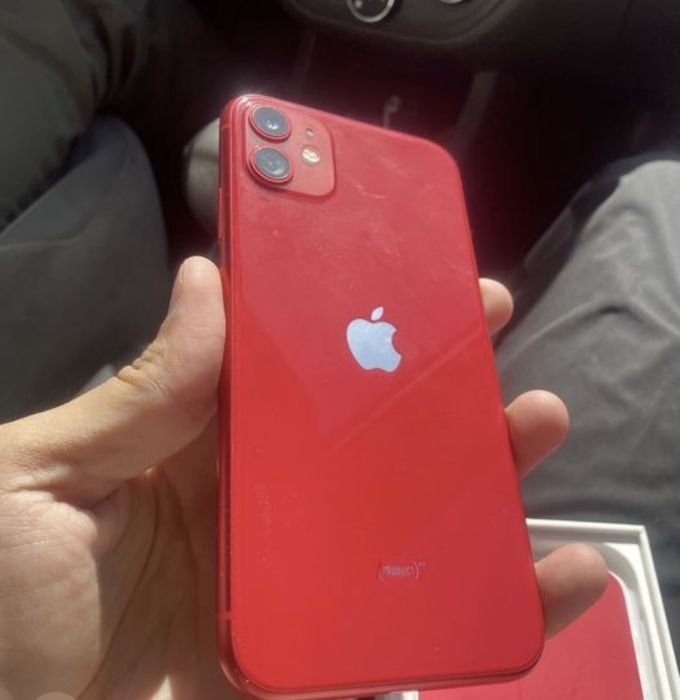 Продам iphone 11
