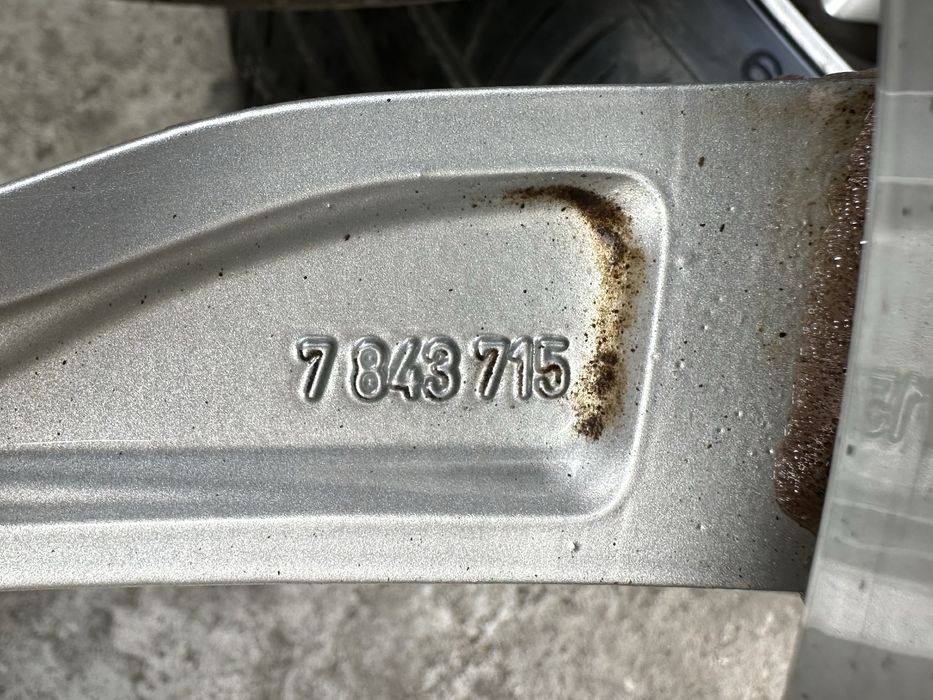 Jante / Roti BMW Seria 6 F12 F13 F06 : 245 35 20 / 275 30 20