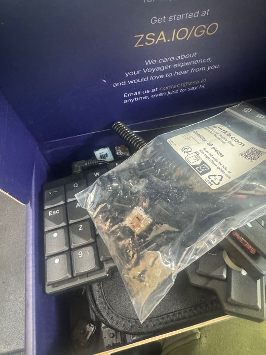 Split keyboard ZSA Voyager