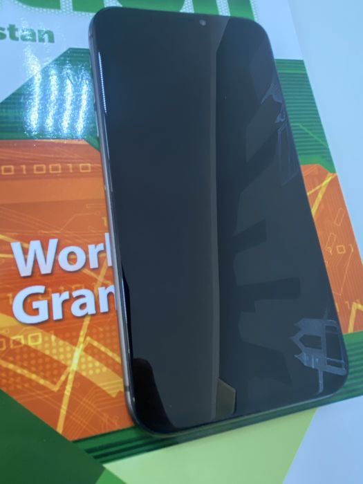 Iphone 11 128gb менялся дисплей