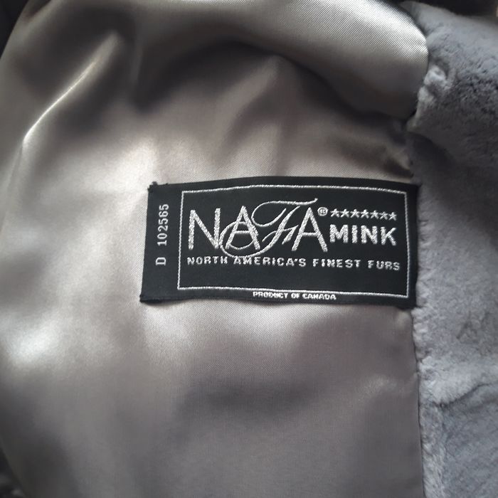 Шуба из голубой норки