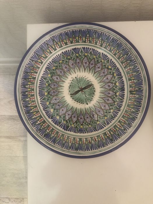 Продам блюда разных размеров