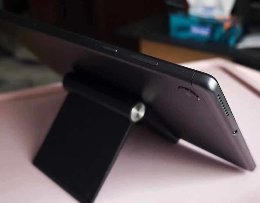Tabletă Lenovo Tab M10 FHD Plus (TB-X606F) – Ecran superb, carcasă metalică, stare excelentă!