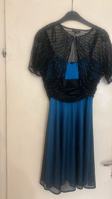 Официална рокля за поводи