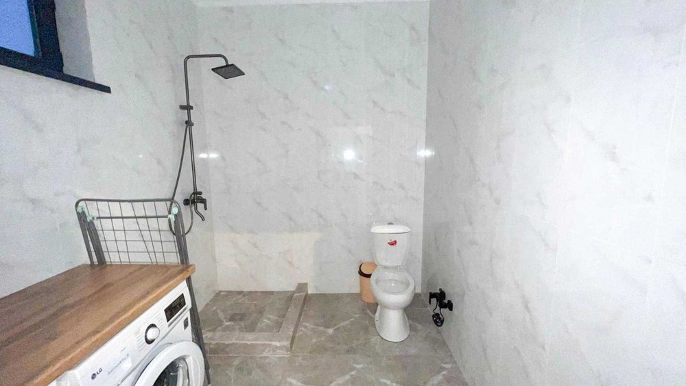 Продам 5 комнатный частный дом Аян Империя