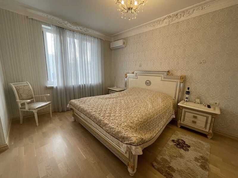 Сдаётся  Квартира на  ЦУМе