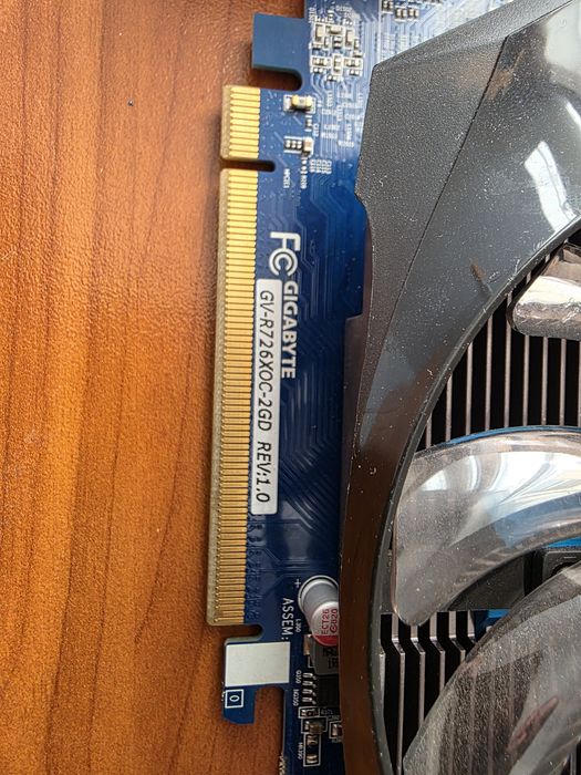 Видео карта ,Gigabyte R7 260 OC , 2gb
