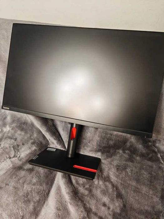 Lenovo ThinkVision T27h-30 – 27”, qhd, usb-cq, lan, stare excelentă