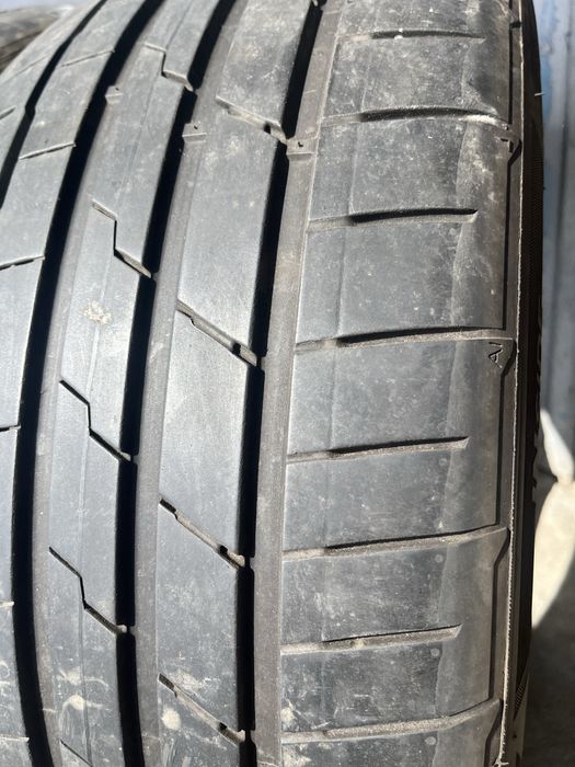 2 бр. летни гуми 225/50/17 Hankook DOT 4821 5,5 mm