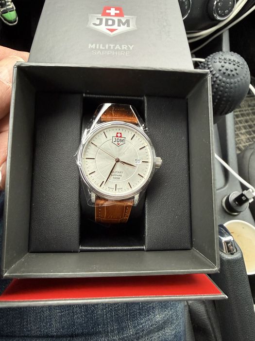 JDM  мъжки часовник с гаранция чисто нов