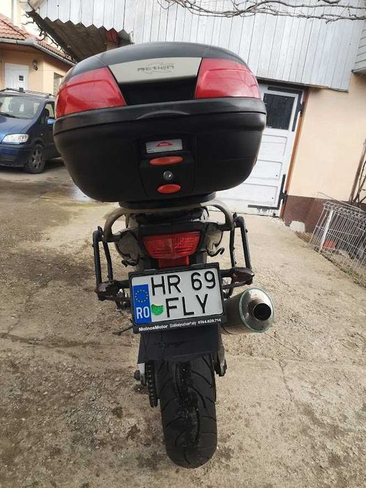 Motocicleta Yamaha TDM 900