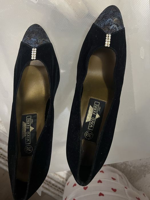 Продам итальянские б/у туфли