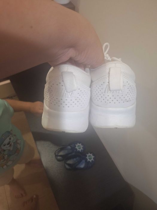 Маратонки Nike 36 и подарък