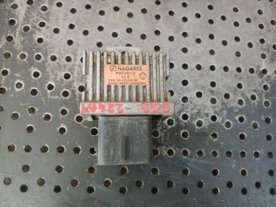 releu bujii 2.2 d 224dt  land rover range rover evoque l538  av61-12a343-ba