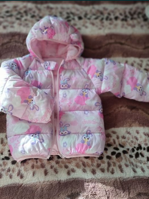 Продам весеннюю курточку на девочку