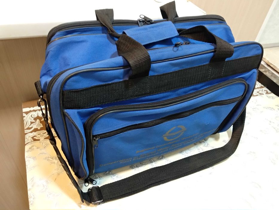 Сумка для документов, вещей.