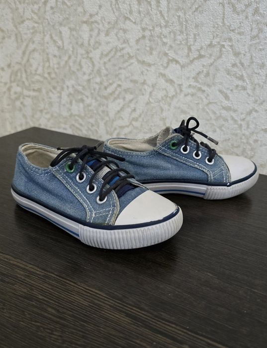 Детская обувь - кеды 23р