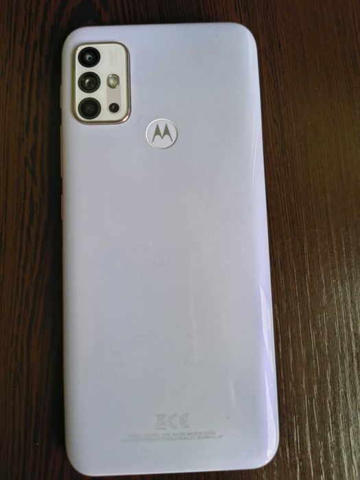 Смартфон Motorola Moto G30 + карта памет 16 GB