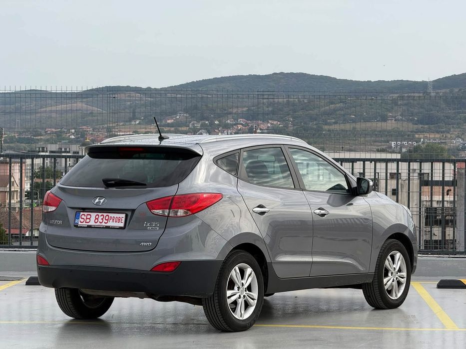 HYUNDAI ix35 2012 — imagine 3