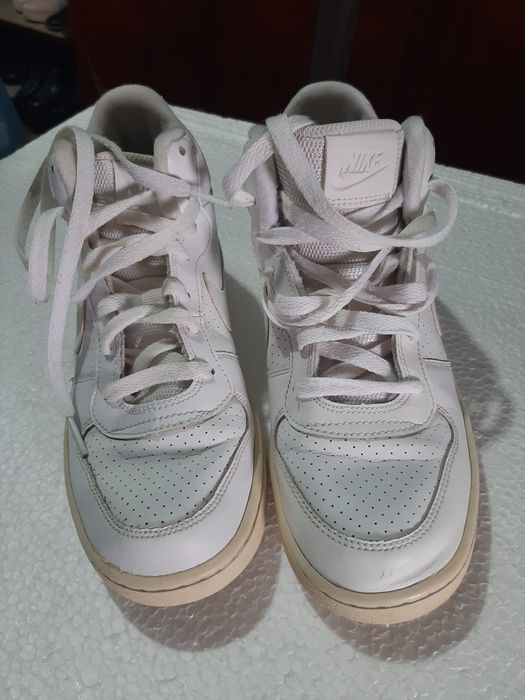NIKE Gheata sport