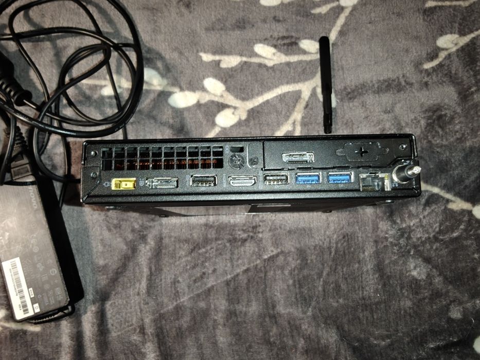 Минипк LENOVO ThinkCentre M720q