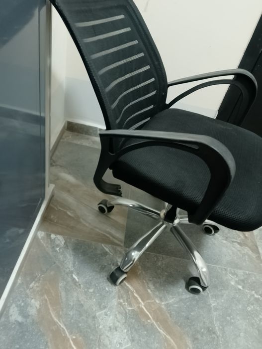 Кресло офисное Ручки поломоны