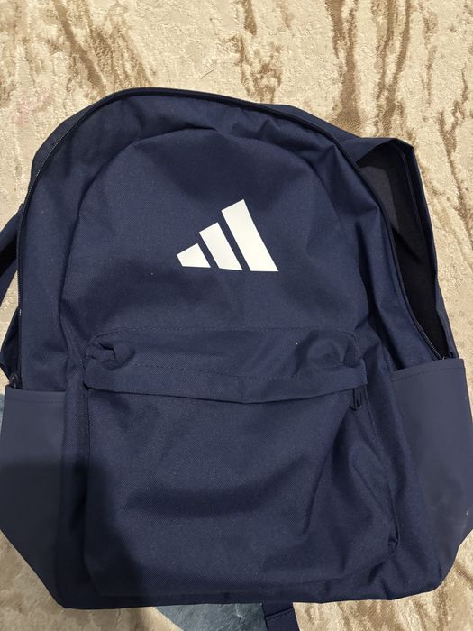 Адидас оригинал продам 20тыс