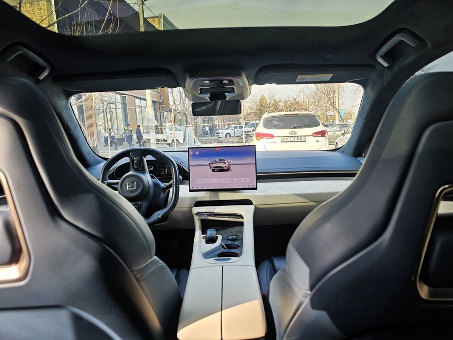 ZEEKR 001. Y Z SPORT. 2TA Matorli Restaylin. Yili 2024. Yurgani  44000