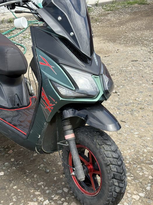 Продам скутер 150сс