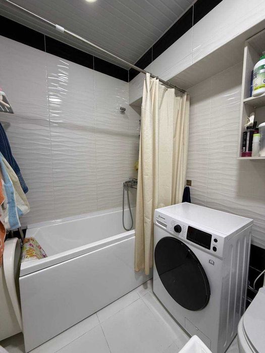 4-комнатная квартира 82 м², Ц-5, Монумент Мужеств, вторичка