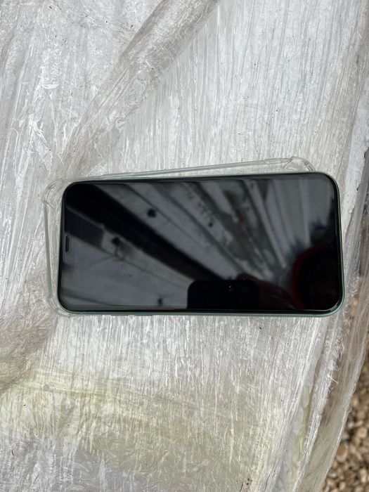 iPhone 11 продам