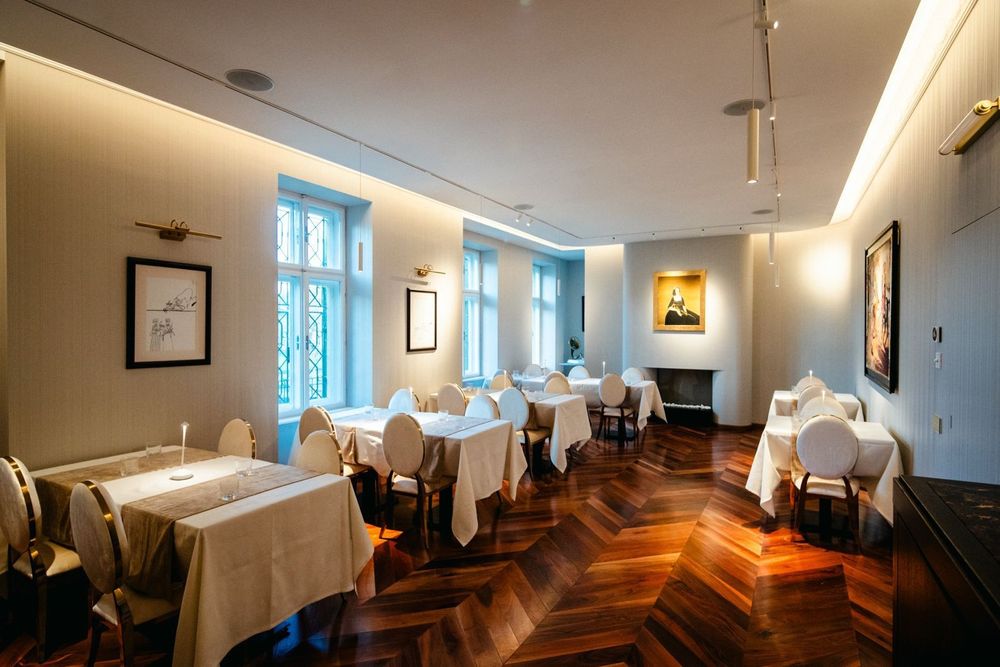 Afacere La Cheie Restaurant Specific Italian  25 Ani De Traditie Sibiu