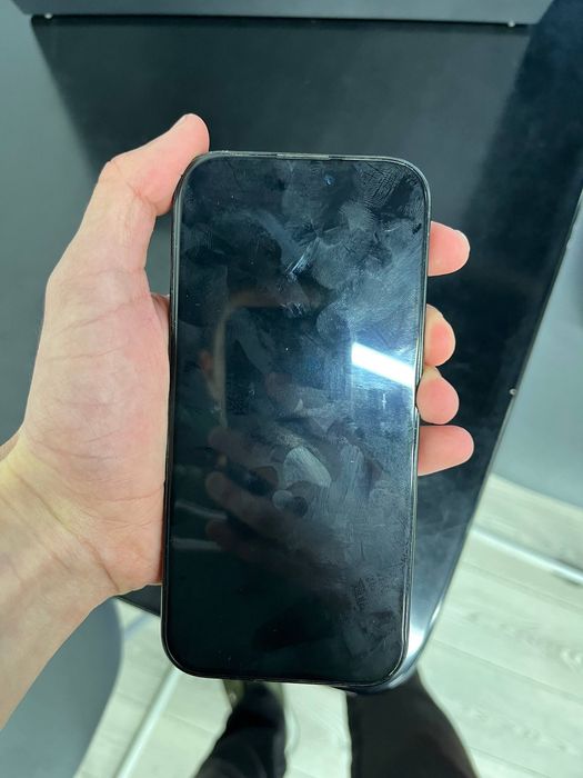 Iphone 16 pro black