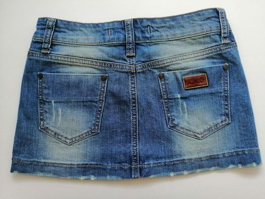 Джинсовая мини- юбка