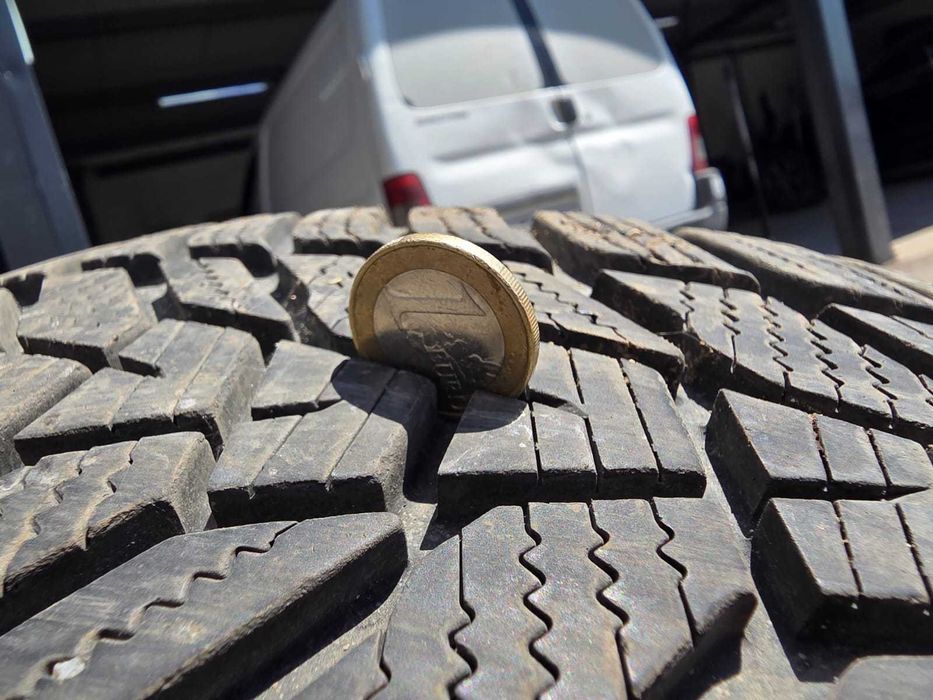 зимни гуми Hankook 225/55 R19 99H