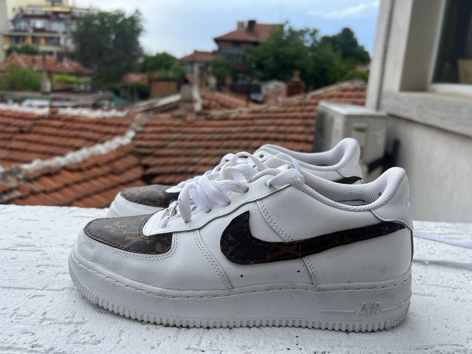 Nike Air Force 1 Low LV  39